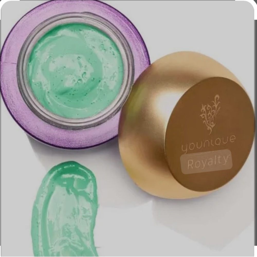 Younique Oil Control Mask